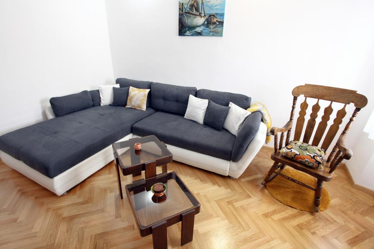 City Center Comfort Blue Sky Apartment โคเปร์ ภายนอก รูปภาพ