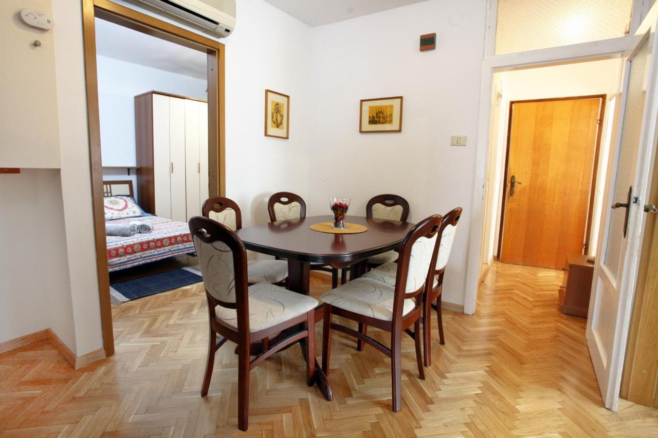 City Center Comfort Blue Sky Apartment โคเปร์ ภายนอก รูปภาพ