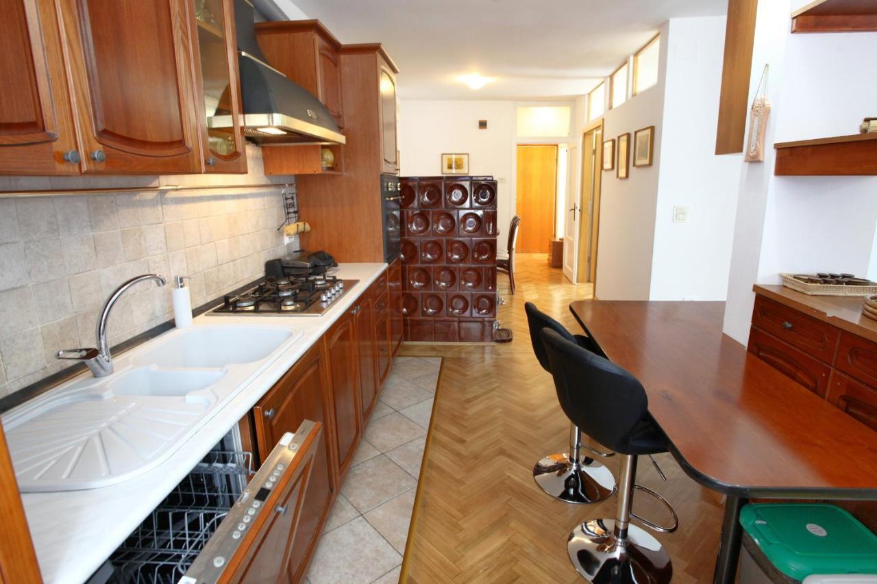 City Center Comfort Blue Sky Apartment โคเปร์ ภายนอก รูปภาพ